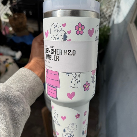 Stanley Other - White and Pink Snoopy Quencher H2.0 Tumbler